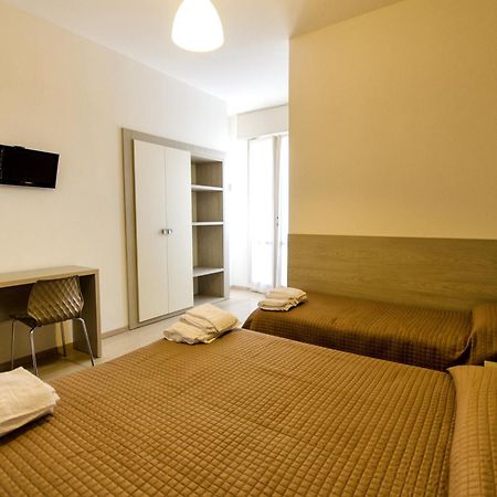Hotel Villa Alberta B&B Cesenatico Habitación foto