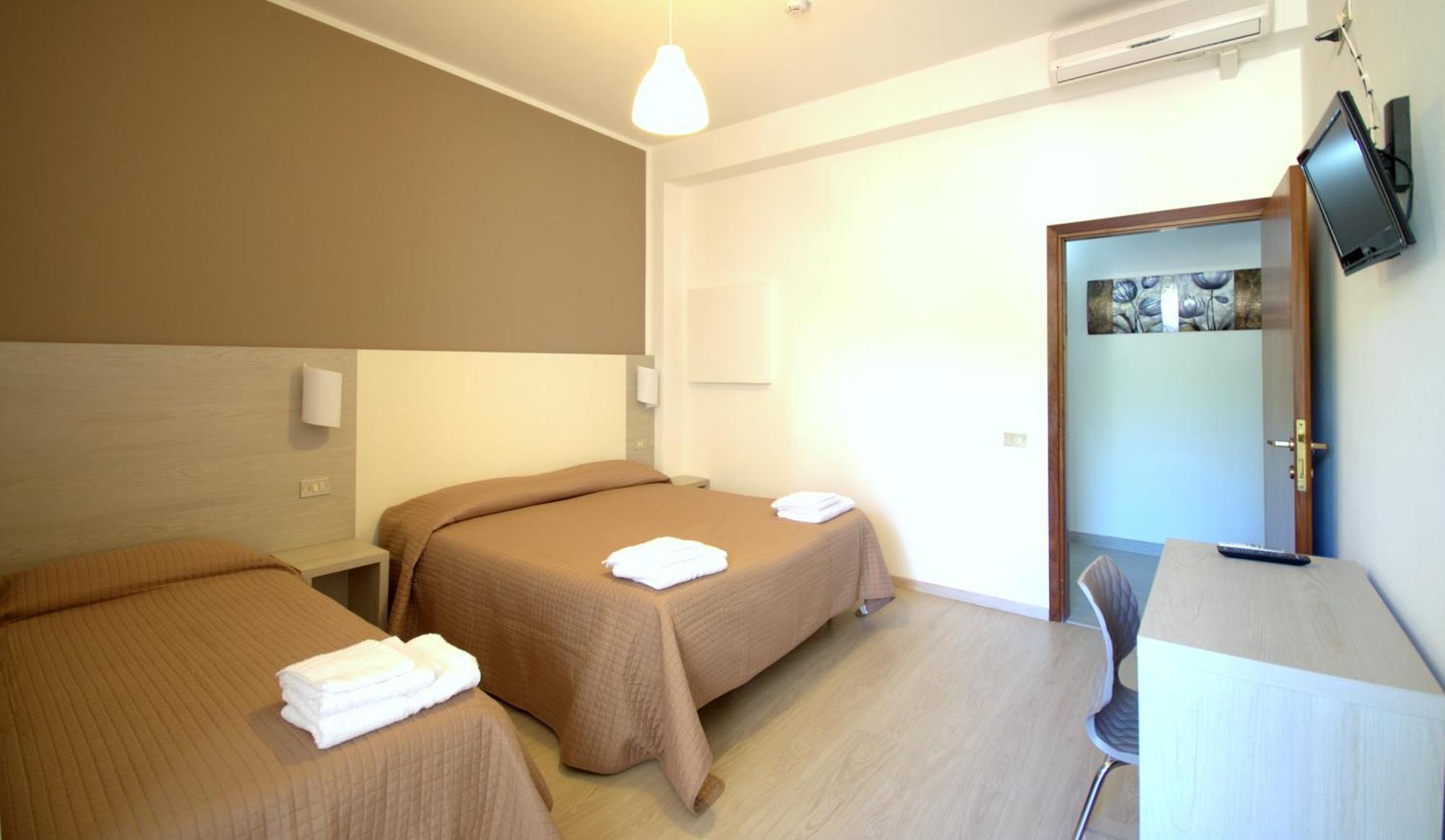 Hotel Villa Alberta B&B Cesenatico Habitación foto